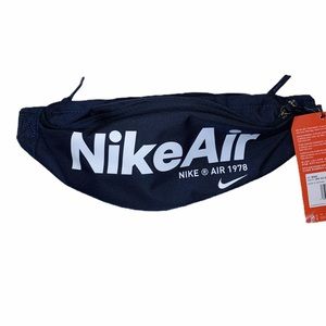 Nike Air Heritage Fanny Pack